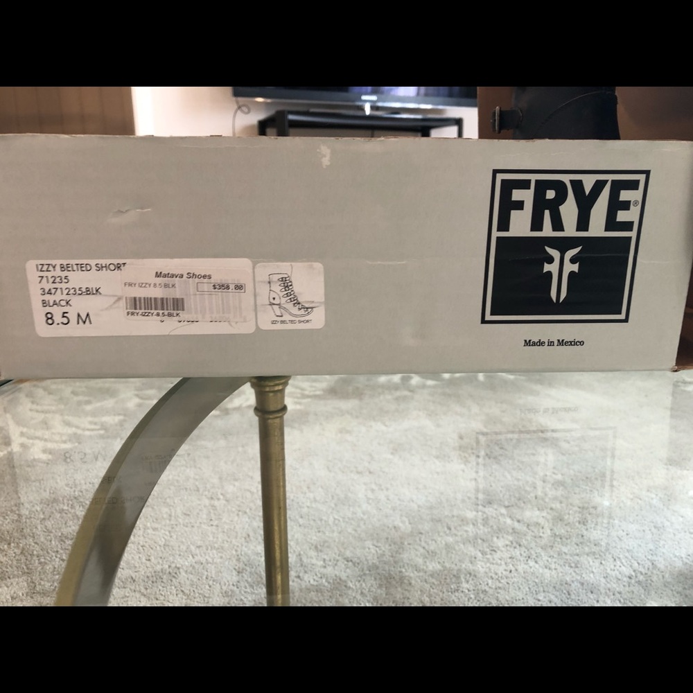 Frye Izzy Belted Short boot - Picture 6 of 7